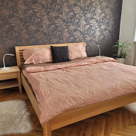 Novy Apartman Eva Jicin Bagian luar foto